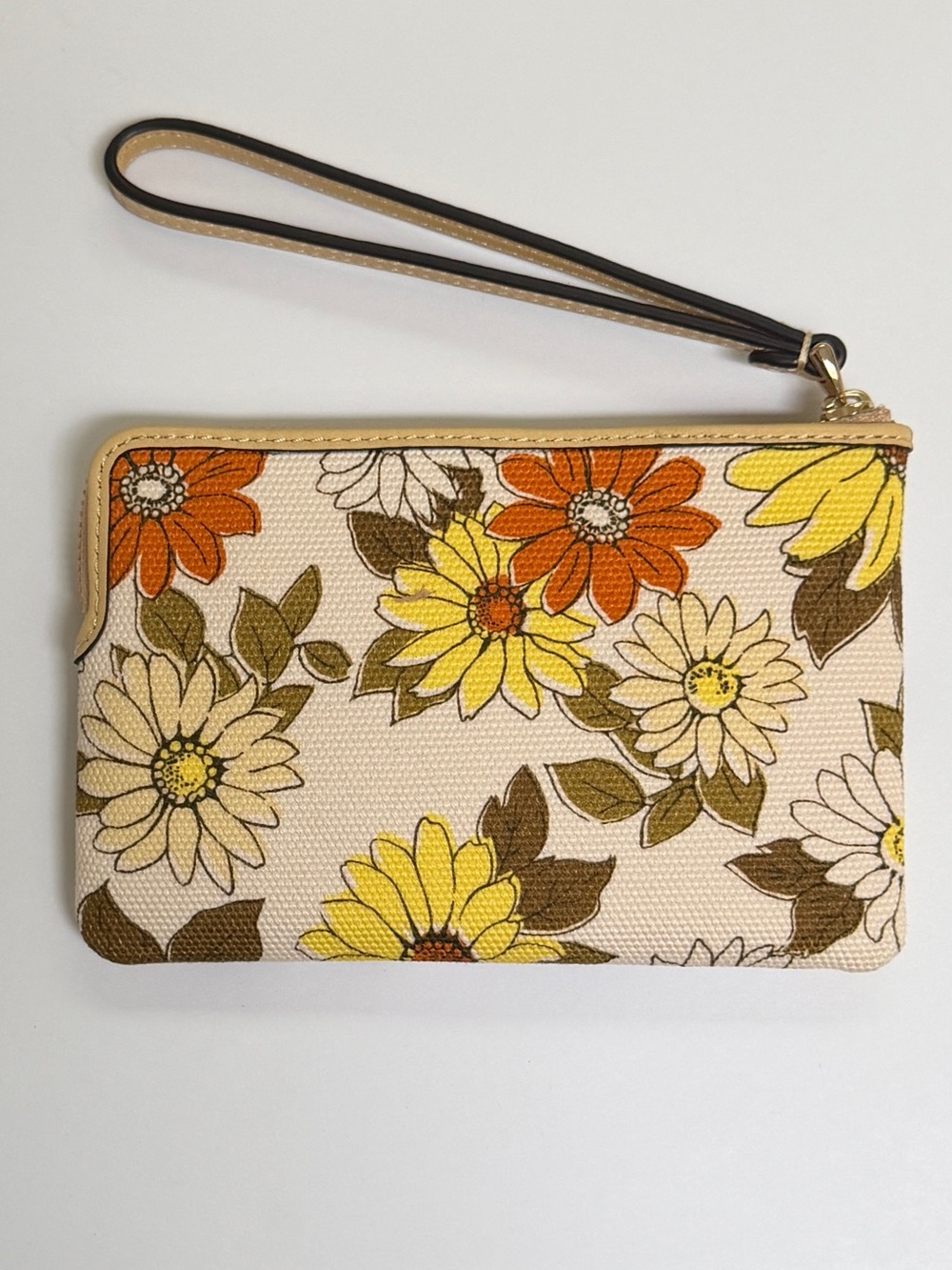 Coach Corner Zip Wristlet With Floral Print Vanilla Sunflower - Picture 5 of 7